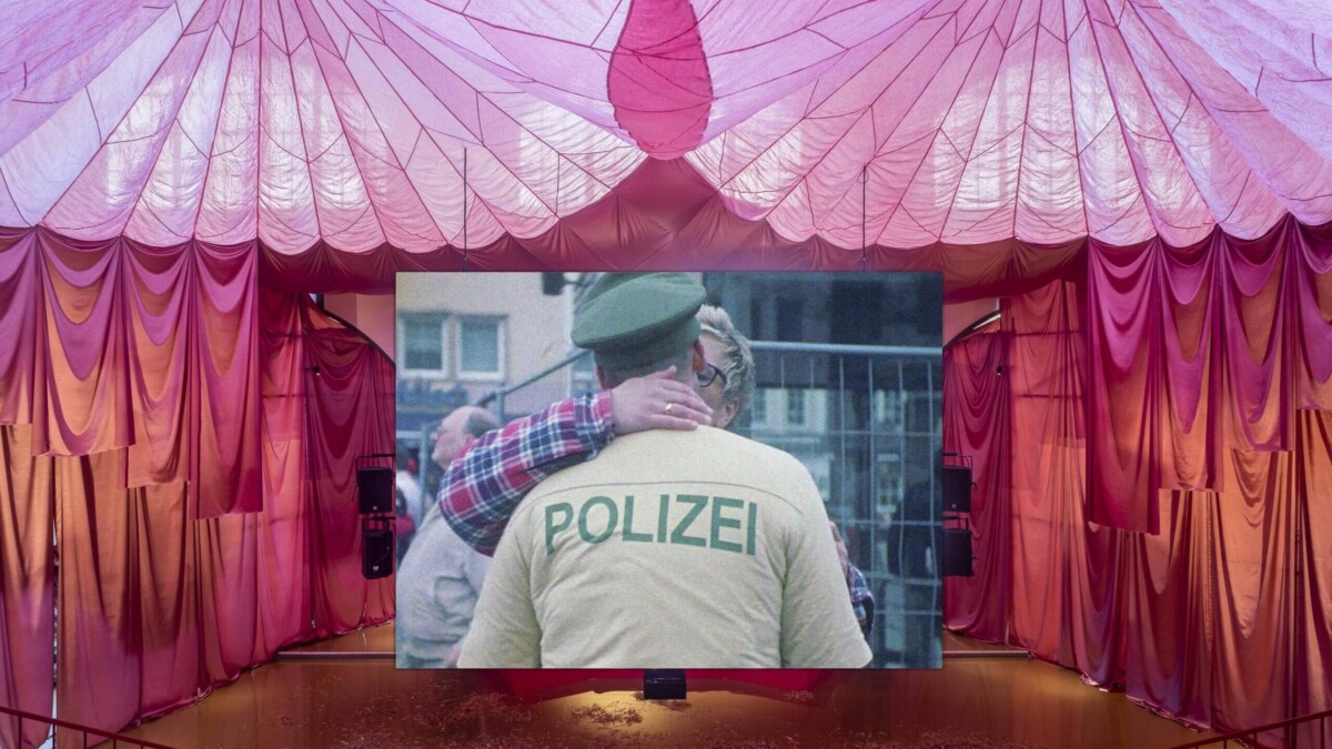 Au Palais de Tokyo, Pauline Curnier Jardin plonge dans les mythes et les corps