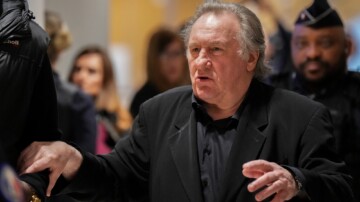 Depardieu renonce à ses poursuites contre “Complément d’enquête”