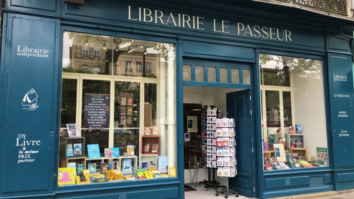 Fête de la librairie indépendante : une rose et un livre offerts, mais un secteur sous pression