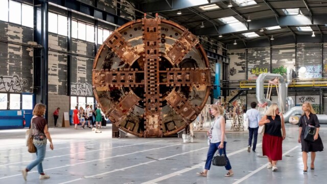 Biennale de Lyon 2026 : "Passer d'un rêve à l'autre", une 18e édition entre traboules et économie poétique Biennale de Lyon 2026 : "Passer d'un rêve à l'autre", une 18e édition entre traboules et économie poétique