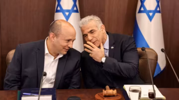 Israël : Bennett et Lapid s’unissent pour tenter de battre Netanyahu aux prochaines élections