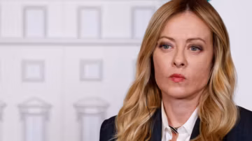 Italie : Meloni prête à revoir le plan controversé de primes pour le rapatriement des migrants