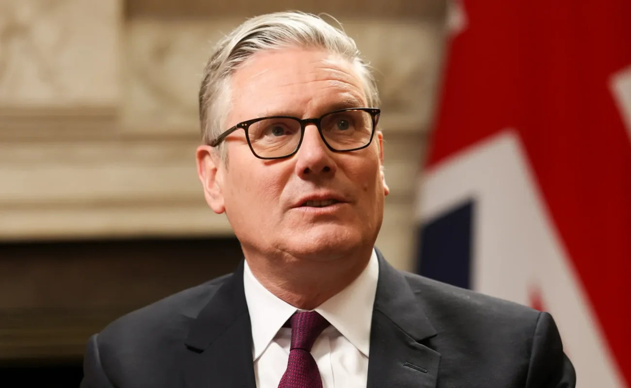 Keir Starmer évite une enquête malgré une polémique persistante autour de l’affaire Mandelson