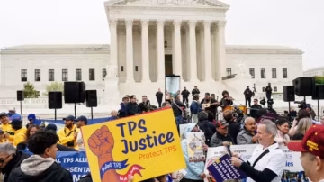 La Cour suprême américaine semble favorable à la fin du statut protégé pour certains migrants