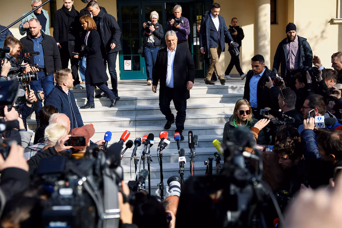 Orbán's defeat weakens the European far right and raises questions about its links with the MAGA movement