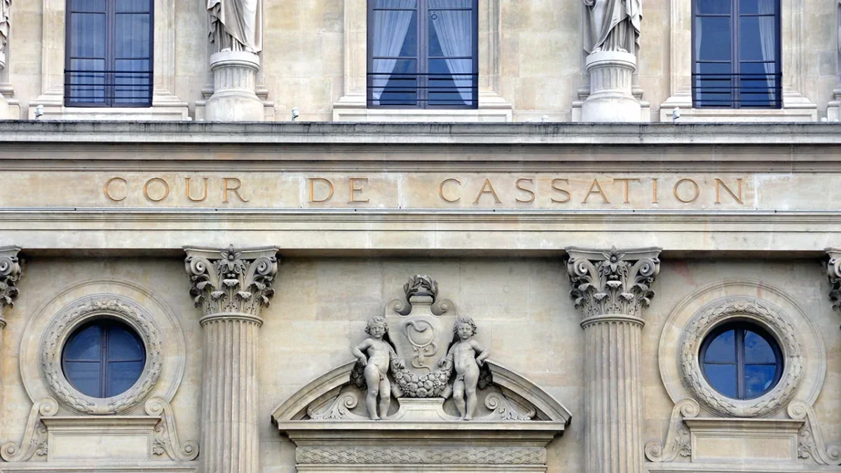 Licenciement et transaction, la Cour de cassation valide la suspension du délai de recours