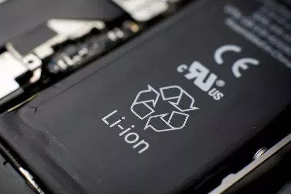 Lithium : l’Anses alerte sur des risques sanitaires et environnementaux accrus