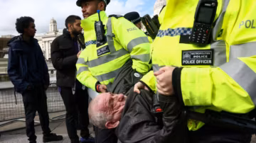 Londres : plus de 500 arrestations lors d’une manifestation contre l’interdiction de Palestine Action