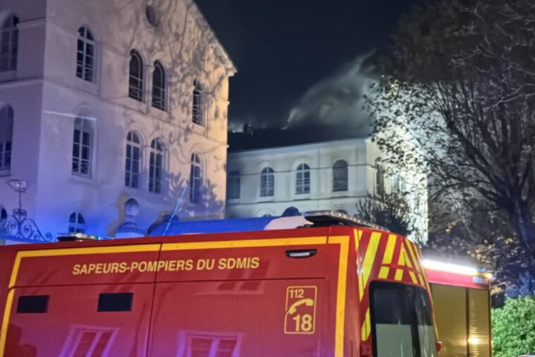 Panique à lyon : un incendie frappe un internat et force l’évacuation de 150 élèves en pleine nuit
