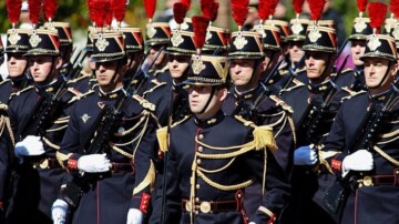 Plainte pour discrimination au sein de la Garde républicaine, une enquête ouverte