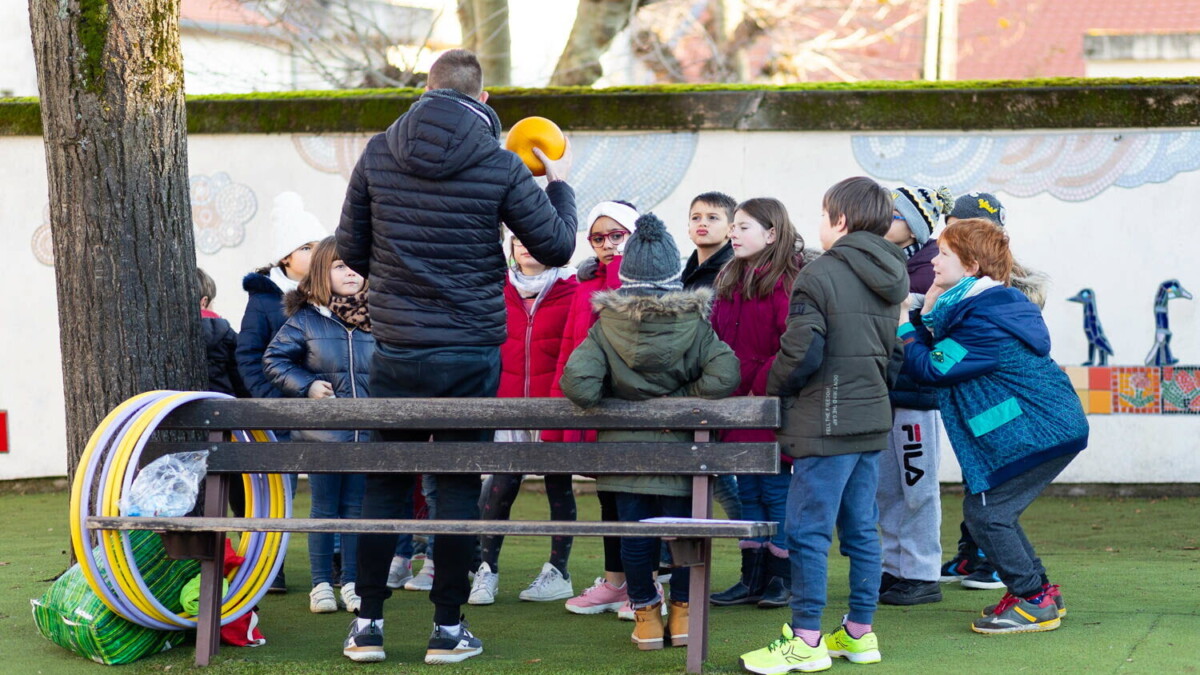 Près de 4800 personnes écartées du secteur de l’enfance après contrôle des antécédents