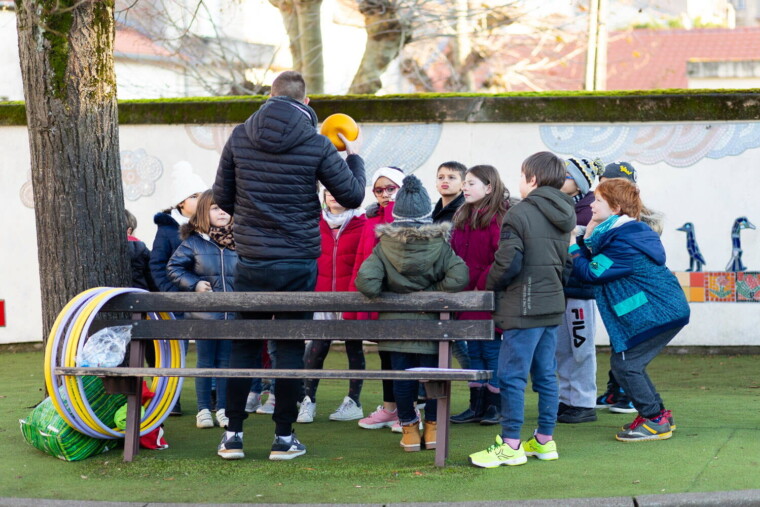 Près de 4800 personnes écartées du secteur de l’enfance après contrôle des antécédents