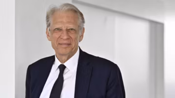 Présidentielle 2027 : Dominique de Villepin se positionne sans officialiser sa candidature