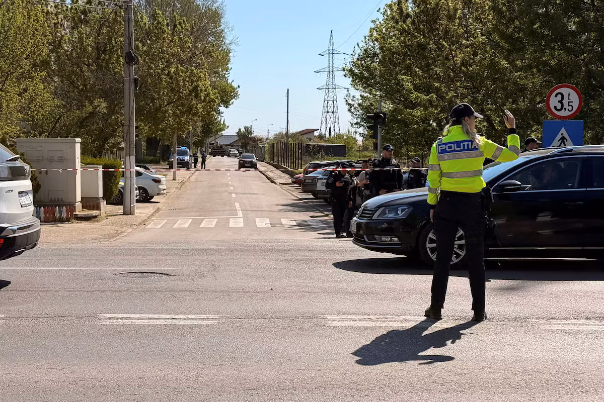 Romania: Debris from a Russian drone damages homes after an attack in Ukraine