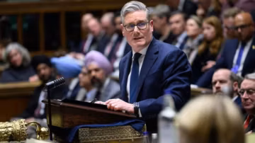 Royaume-Uni : Keir Starmer sous pression après de nouvelles révélations sur Mandelson et l’affaire Epstein