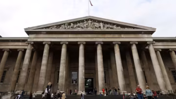 Royaume-Uni : le projet de faire payer les touristes dans les musées déclenche une polémique mondiale
