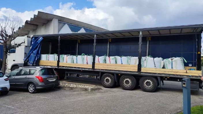 Exceptional cocaine seizure on the A7 motorway after a truck was stopped for inspection