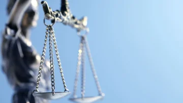 Soupçons d’agression sexuelle sur une enfant : un agent périscolaire écarté dans les Yvelines