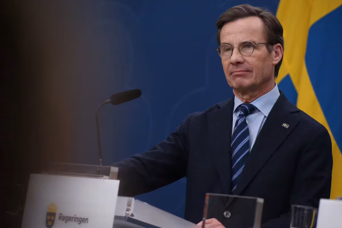 Suède : Kristersson prêt à gouverner avec l’extrême droite, un tournant politique assumé