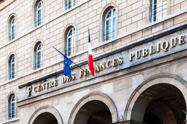 Taxes sur l’essence : l’État profite d’un effet prix favorable en mars