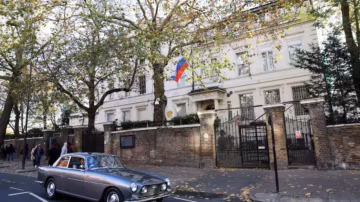 Tensions Royaume-Uni–Russie : Londres expulse un diplomate en représailles
