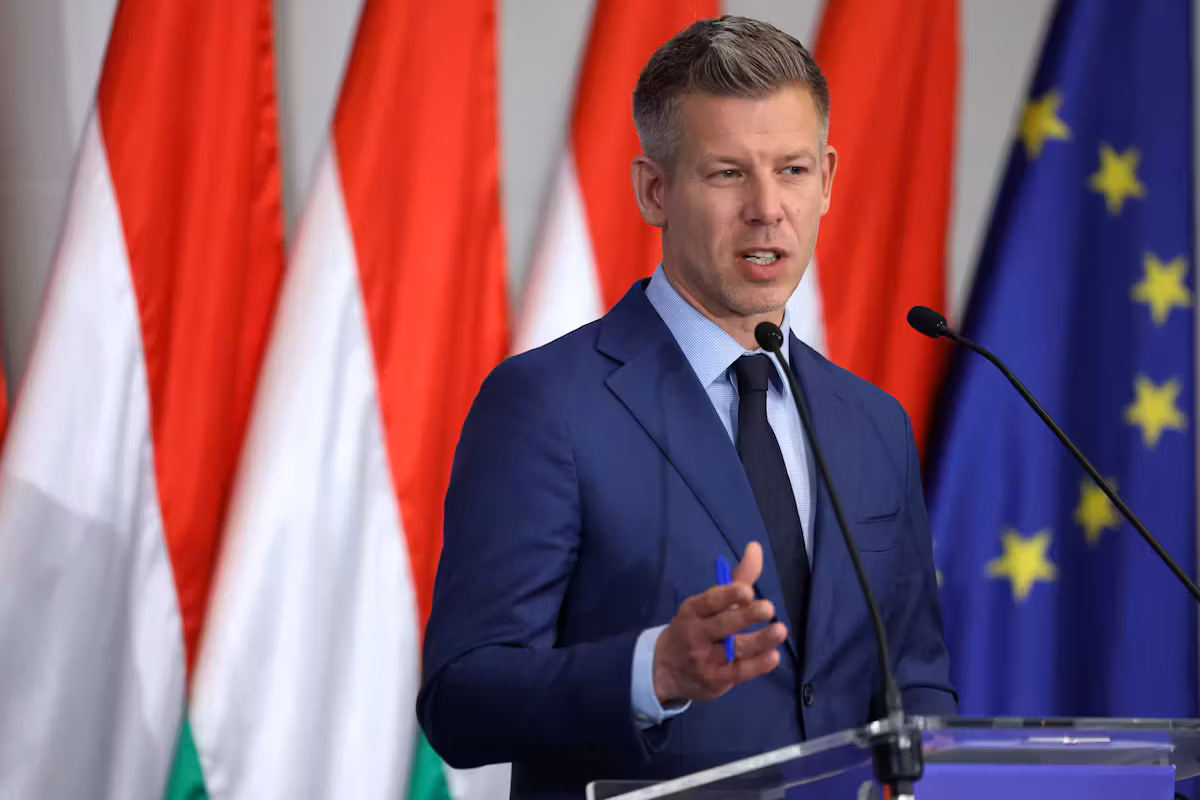 Tensions ravivées entre la Hongrie et la Slovaquie autour des droits des minorités après la victoire de Magyar