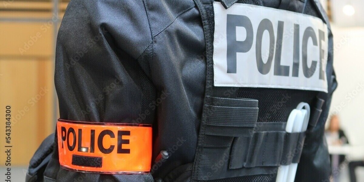 Toulon: un collégien de 13 ans interpellé avec un pistolet chargé à l'entrée de son établissement