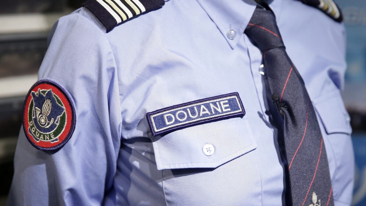 Toulouse: 4 500 paquets de cigarettes dans un coffre, un étudiant et un « épicier » stoppés net