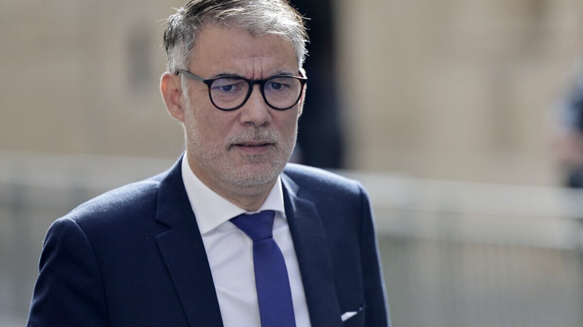 Travail le 1er-Mai : Olivier Faure brandit la menace d’une motion de censure