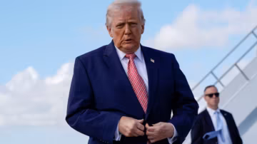 Trump en campagne économique sous pression alors que la flambée des prix inquiète son propre camp