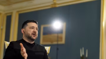 Ukraine : Zelensky affirme une amélioration du front après avoir repoussé une offensive russe