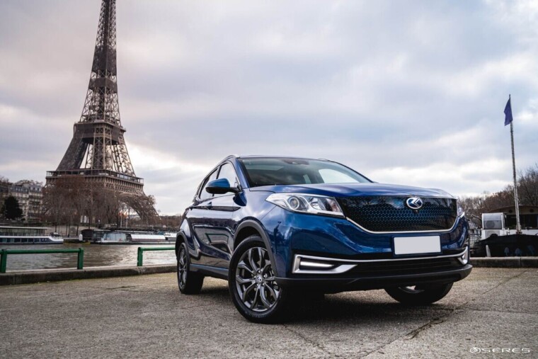Un constructeur chinois imagine des voitures équipées… de toilettes intégrées