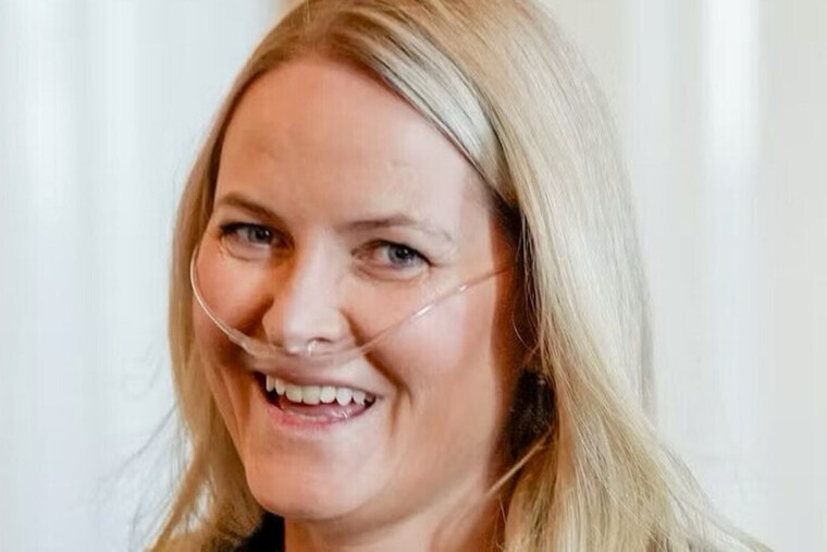 Mette-Marit de Norvège apparaît pour la première fois avec une assistance à oxygène : une image qui relance les inquiétudes