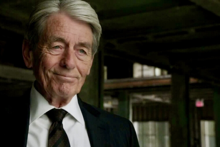 John Nolan est mort à 87 ans. L’acteur de&nbsp;«Batman»&nbsp;et&nbsp;«Person of Interest» salué par son neveu Christopher Nolan