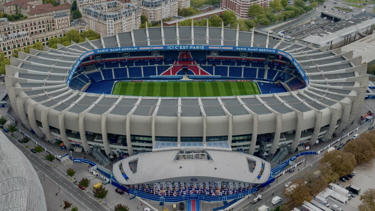 — Vente du Parc des Princes : la ville de Paris rouvre les discussions, le PSG prend acte