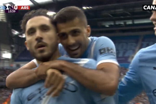 — FOOT – Manchester City fait plier Arsenal et relance la course au titre
