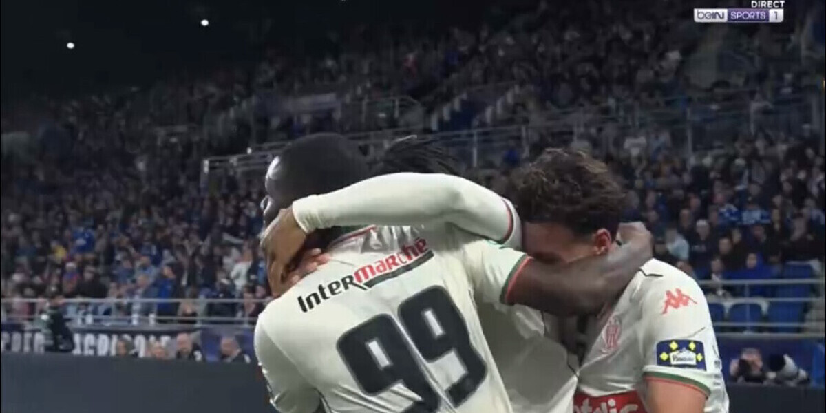 — Nice refroidit Strasbourg et file en finale de la Coupe de France