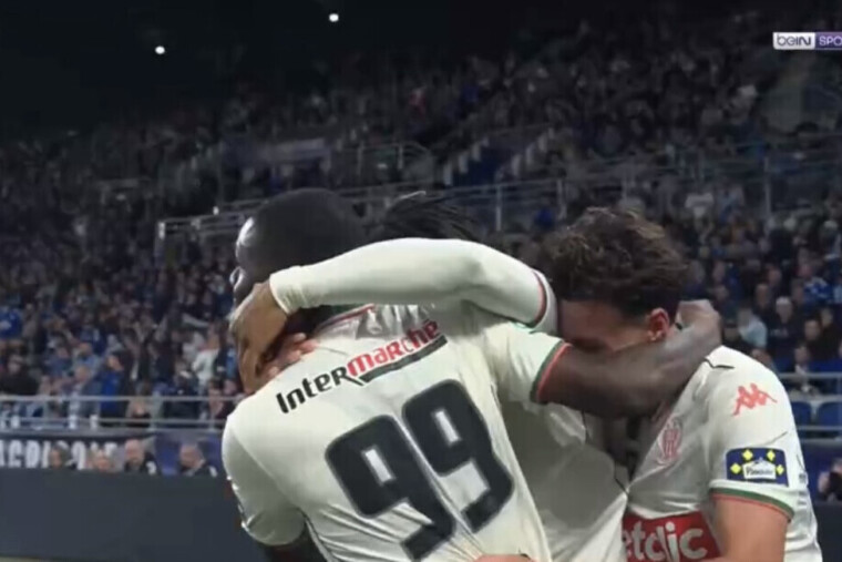 — Nice refroidit Strasbourg et file en finale de la Coupe de France