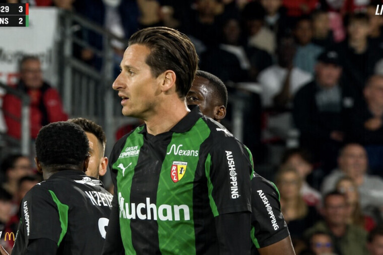 — Ligue 1 : Lens arrache un nul fou à Brest (3-3). Le PSG peut prendre le large en cas de victoire à Angers ce samedi