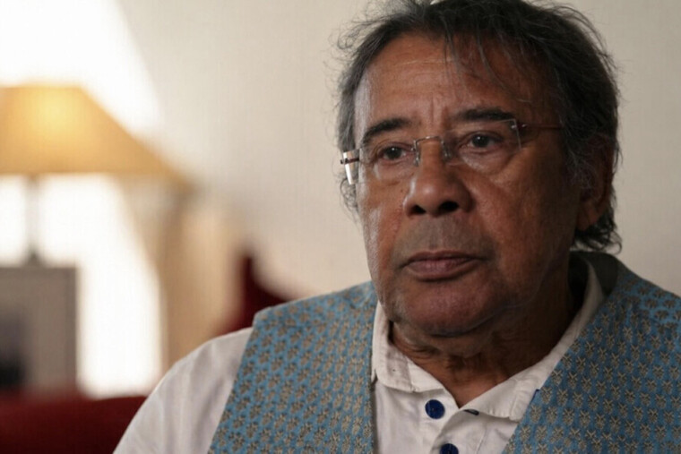 «Bouffe la neige, négro» : Laurent Voulzy raconte les insultes racistes durant son enfance