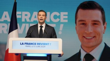 Jordan Bardella annonce qu'il retirera le drapeau européen de l'Élysée s'il est élu