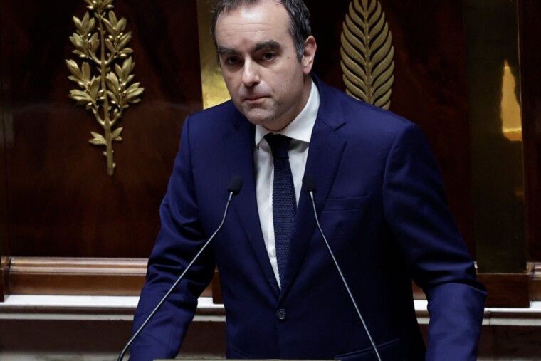 Tensions maximales entre Sébastien Lecornu et les députés macronistes