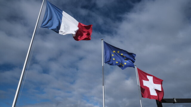 860 millions d’euros par an : Paris réclame une réforme du chômage des frontaliers à la Suisse