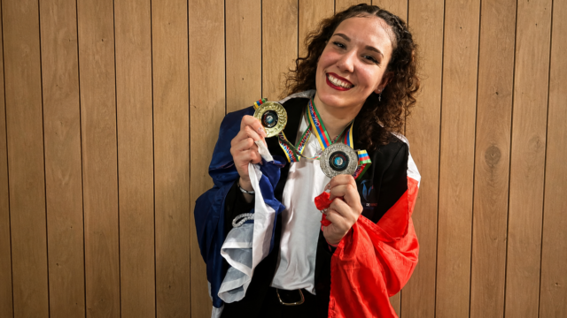 À 23 ans, la championne du monde de coiffure 2025, Aurélie Michelin ouvre son salon en plein cœur de Montpellier À 23 ans, la championne du monde de coiffure 2025, Aurélie Michelin ouvre son salon en plein cœur de Montpellier