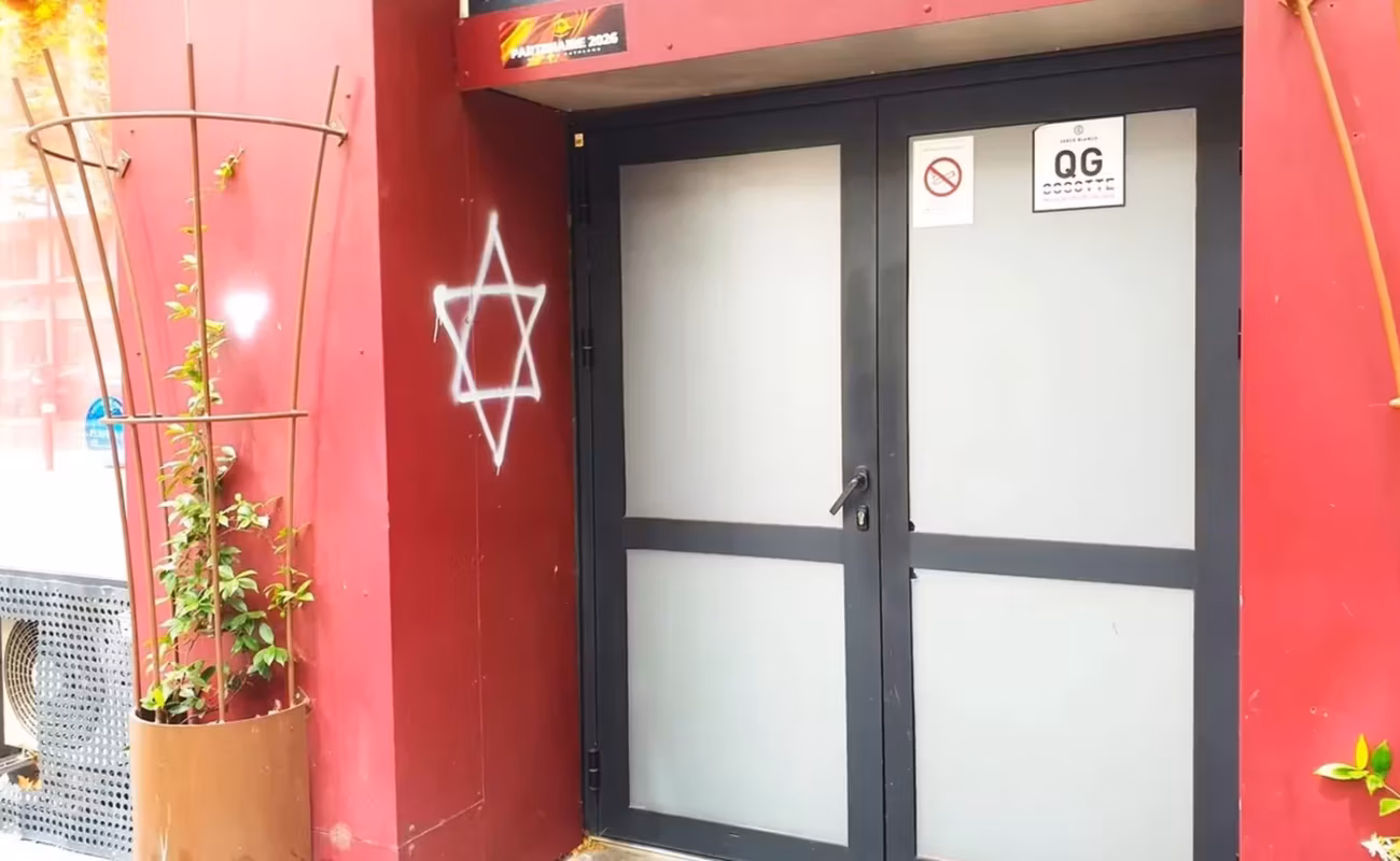 À Perpignan, l’Arena Bar de nouveau visé par des étoiles de David peintes sur sa façade