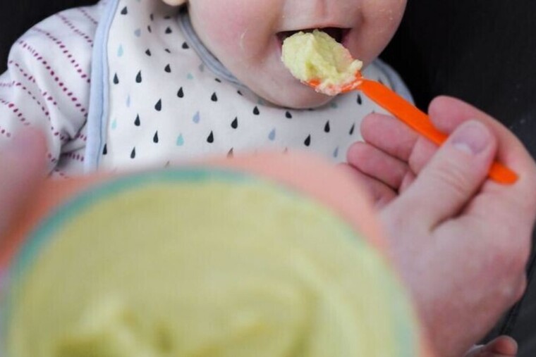 Aliments pour bébés empoisonnés : un suspect arrêté en Autriche dans une affaire d’extorsion inquiétante