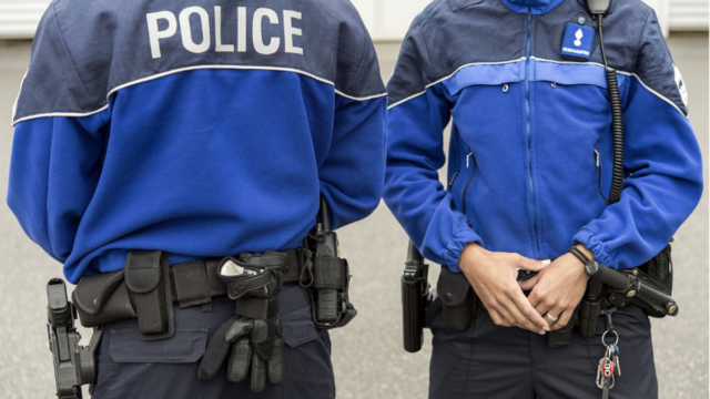 Attaque au couteau dans une gare suisse : trois blessés près de Zurich