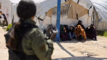 Australie : un nouveau groupe de femmes et d’enfants liés à l’État islamique rapatrié depuis la Syrie