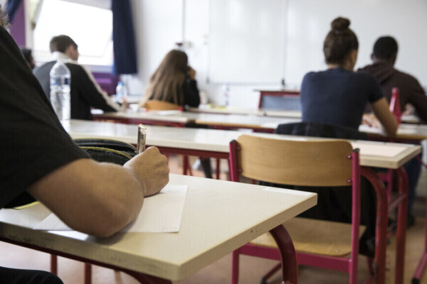 Bac et rentrée 2026, le retour de « l’exigence » dans les couloirs de l’école