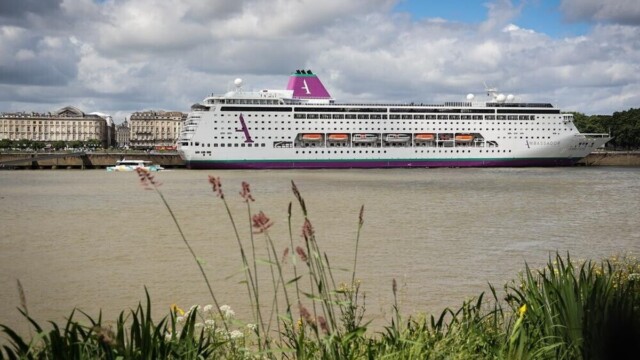 Bordeaux : 1 700 personnes confinées sur un paquebot arrivé en France